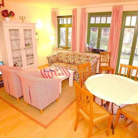 Holiday home Ferienhaussiedlung Strandperlen Weidenhof 3a Wustrow (Fischland)